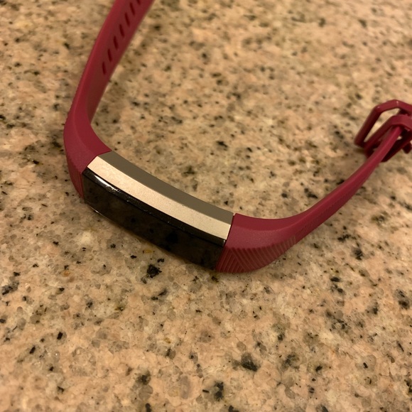 Fitbit - Picture 4 of 5